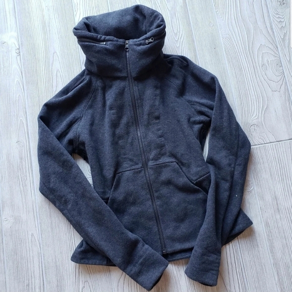 Lululemon Jacket - Picture 2 of 6